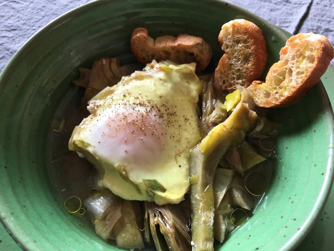 Zuppa di carciofi con l'uovo – Saporita Blog